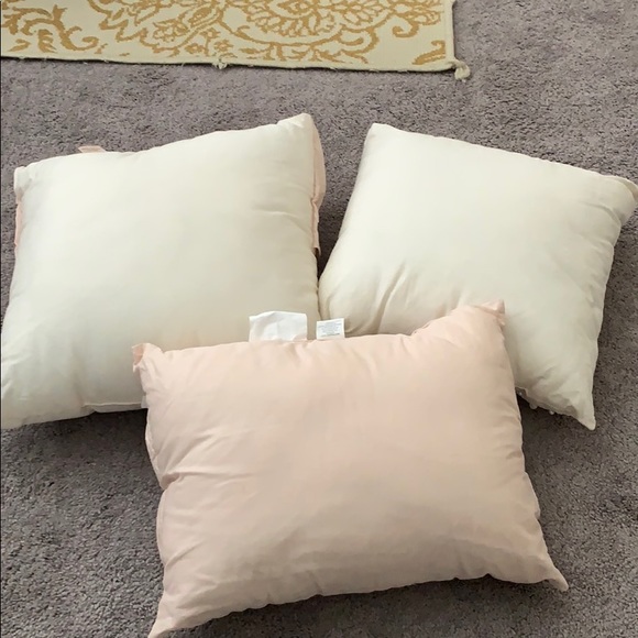 LC Lauren Conrad at Kohl’s pillows. Pink & Cream. - Picture 8 of 8